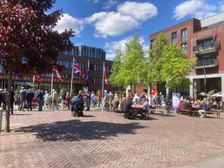 Dronten viert Bevrijdingsdag met vrijheidsmaaltijden, 5 mei 2025
